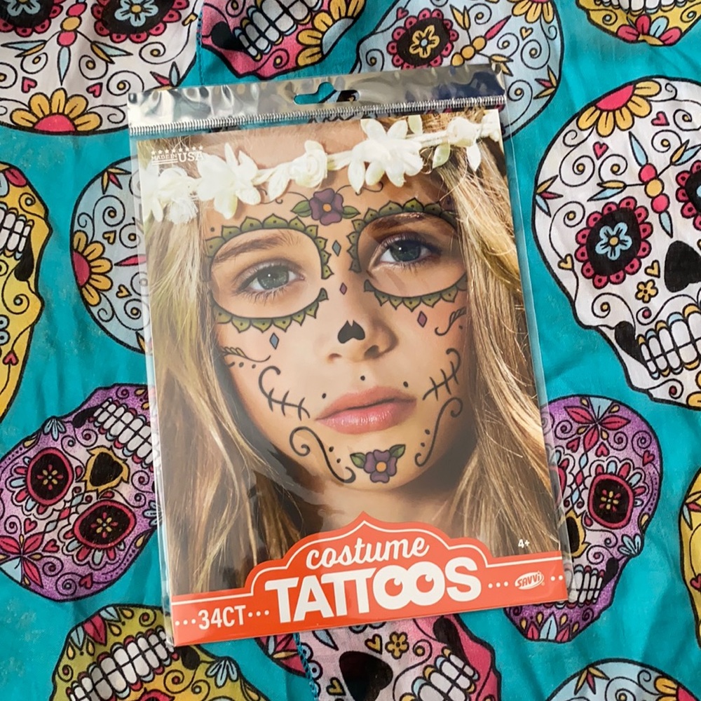 Día de los Muertos {Day of the Dead} Costume Face Tattoos 34 Count Made in USA